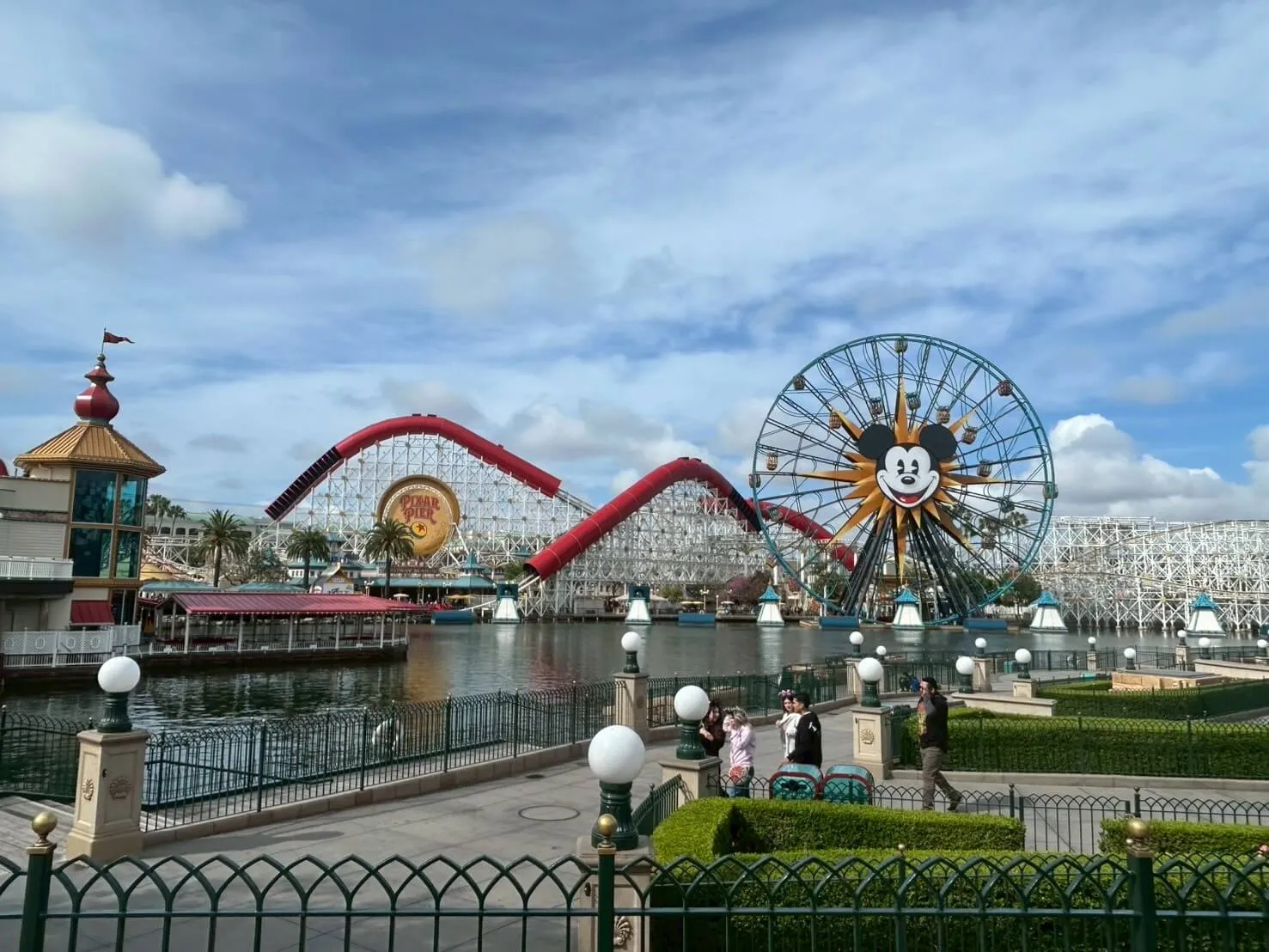 カリフォルニアディズニーは何日あればいい？