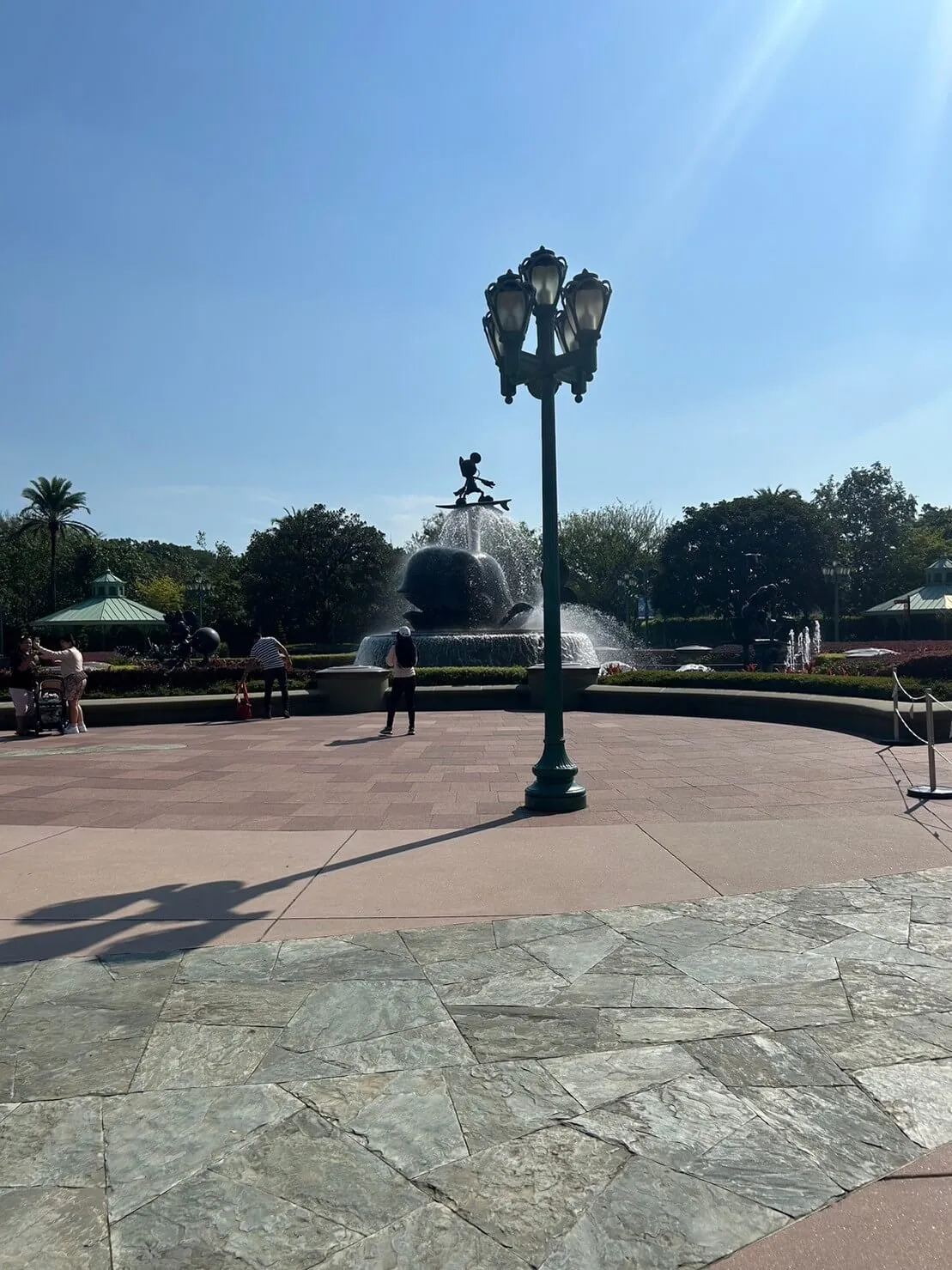 香港ディズニーの閑散期はいつ?